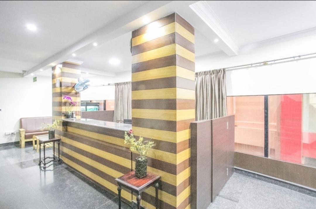 Westernsuites Hotel / Spa Bangalore Dış mekan fotoğraf